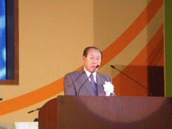 全国土地改良事業団体連合会での野中会長の写真